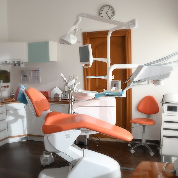 dentist_job